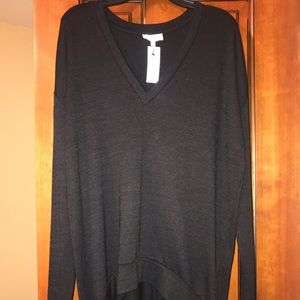 Wilfred DEVINETTE Aritzia black tshirt, xs. BNWT